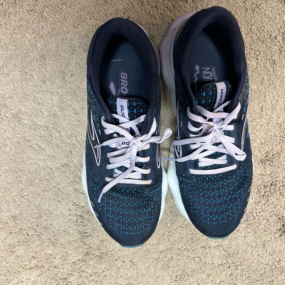 Brooks Navy and Teal Athletic Sneakers